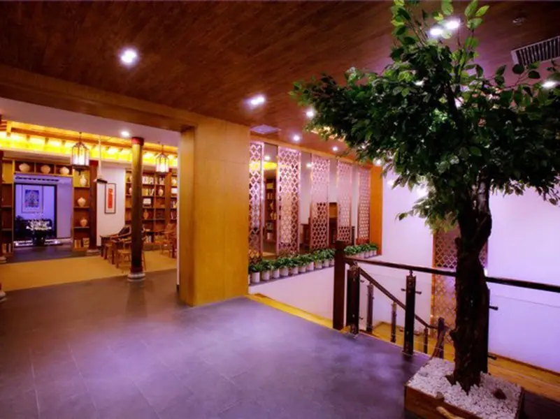 Чжэнчжоу: Qianna Hotel Zhengzhou Jingguang Road