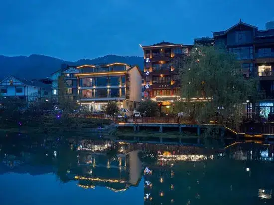 Чжанцзяцзе: Muzitang Travel Photography Resort Hotel (Zhangjiajie National Forest Park)