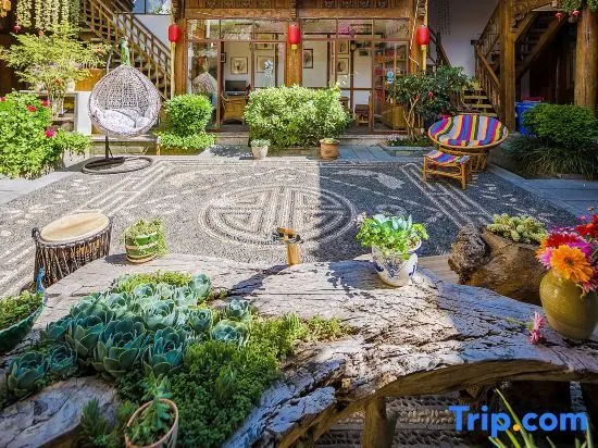 Лицзян: Wu Suo · Li Ziyuan (Lijiang Old Town Mufu Hotel)