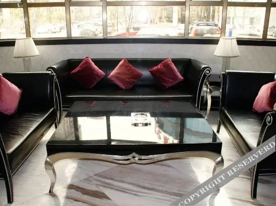 Цзуньи: Shijia Hotel