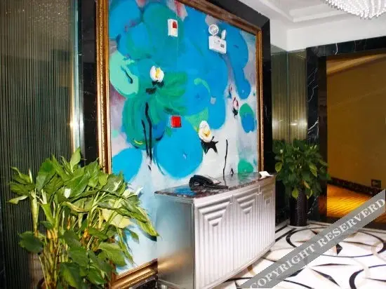 Цзуньи: Shijia Hotel
