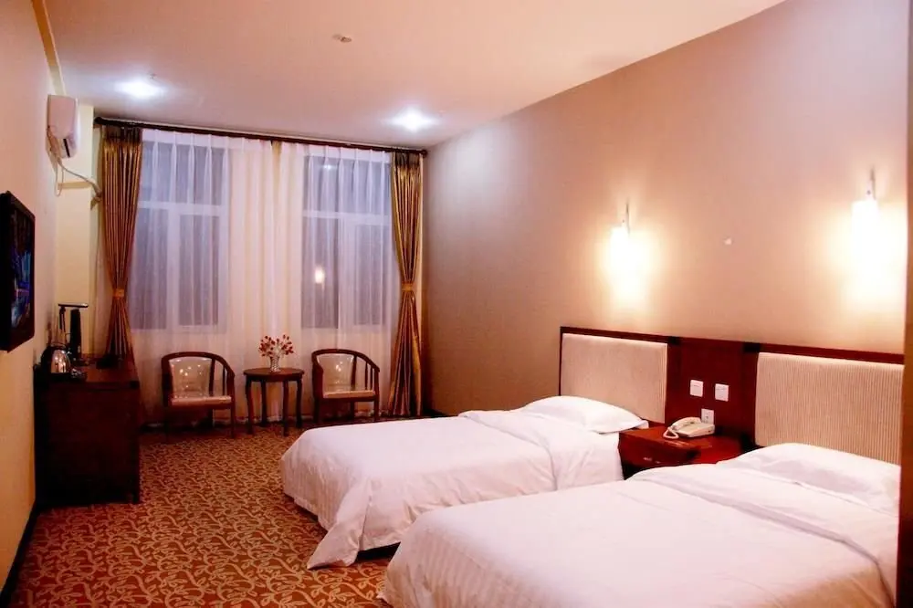 Баотоу: Super 8 Hotel Baotou Zhaotan Railway Station
