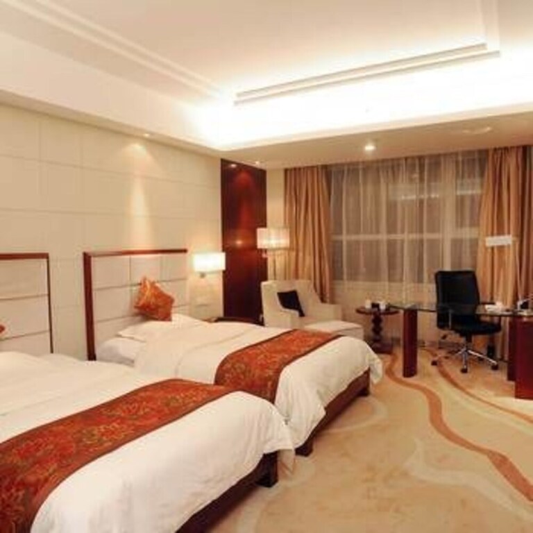 Циндао: Qingdao Haobang Holiday