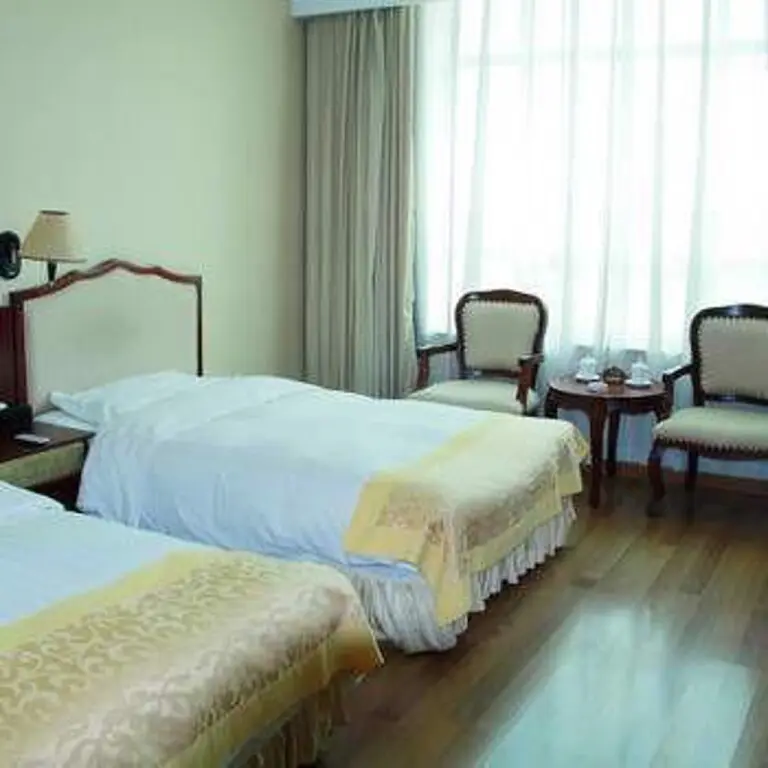 Циндао: Qingdao Haobang Holiday