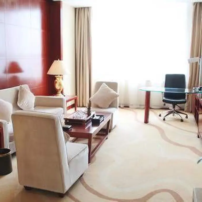Циндао: Qingdao Haobang Holiday