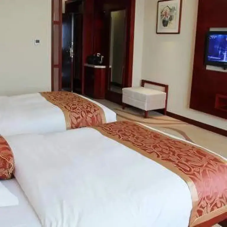 Циндао: Qingdao Haobang Holiday