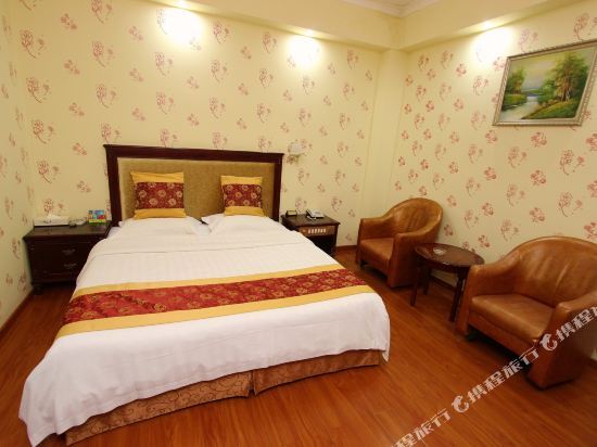 Шэньчжэнь: Century Business Hotel