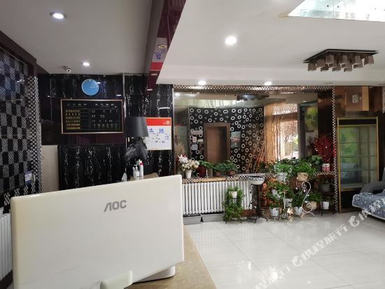 Циндао: Qingdao Runjia Boutique Hotel (Taishan Road Subway Station Branch)