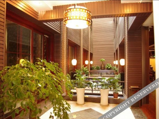 Панжихуа: Xinshichuang Chain Hotel Panzhihua Yanbian