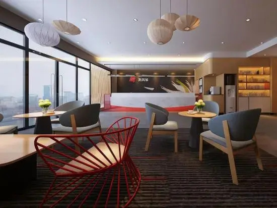 Янчжоу: Shankee Hotel (Yangzhou Jiangdu Longchuan Plaza)