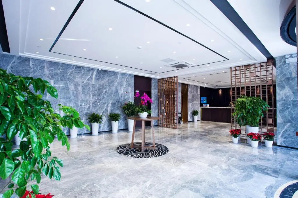 Нанкин: Yitel Collection Nanjing Zhongshan Dong Road Ming Palace Metro Station