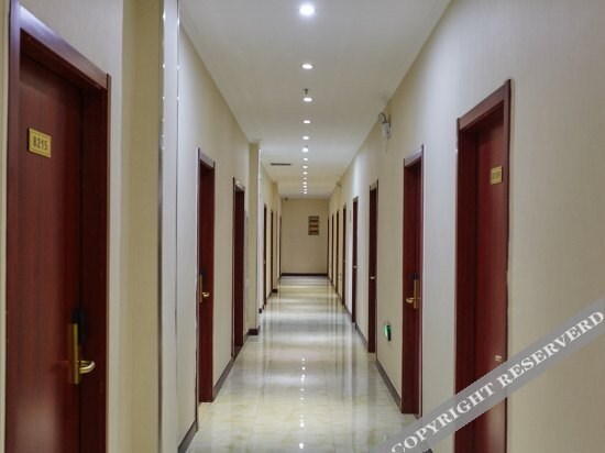 Наньтун: Suzhou Youjia Holiday Inn