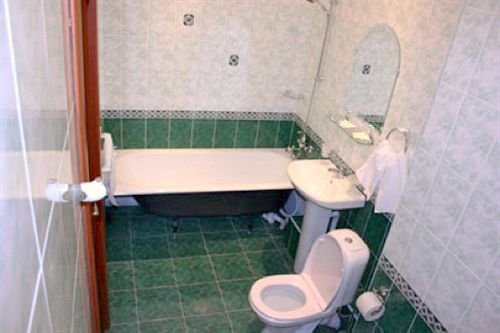 Санкт-Петербург: Guest House