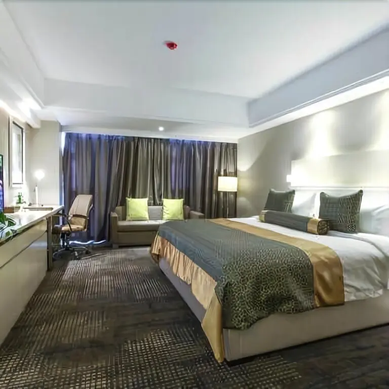 Цзыбо: Golden NO.1 Hotel