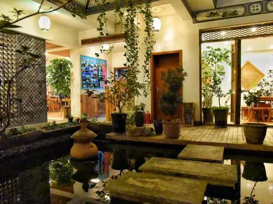 Дали: Mantaidu Theme Inn