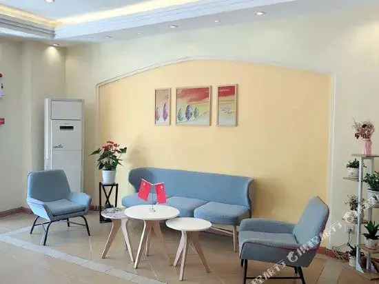 Дежоу: Homeinn · neo Hotel (Dezhou College Pedestrian Street Xuefu Branch)