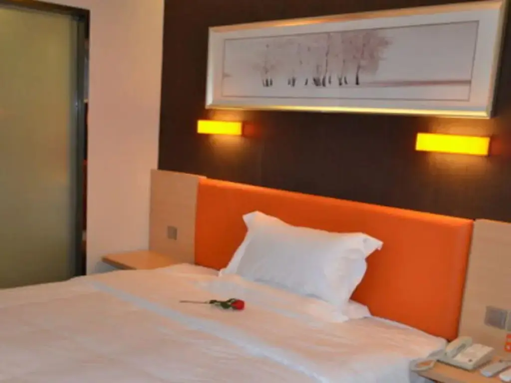 Янчжоу: 7 Days Premium (Yangzhou Slender West Lake)