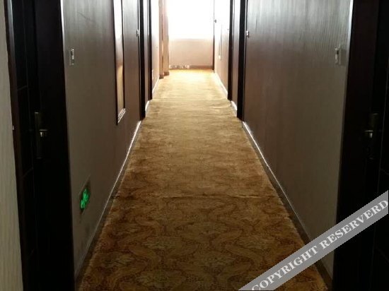 Нинбо: Di Ba Tian Hotel