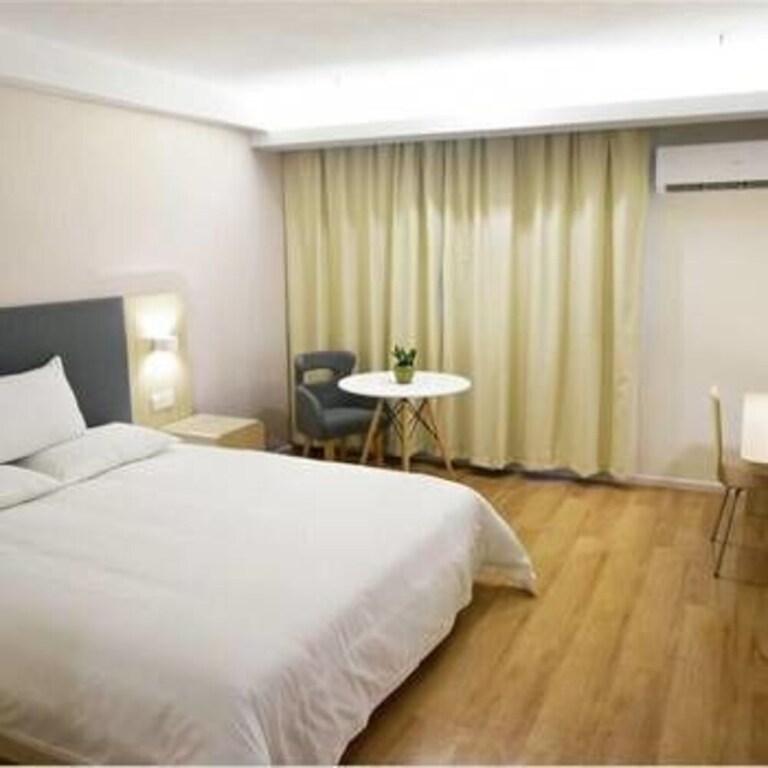 Гуанчжоу: Ruiyun Hotel (Guangzhou Huadu Shiling Leather City)