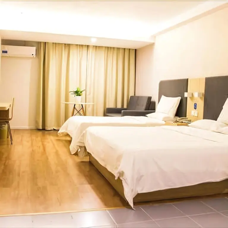 Гуанчжоу: Ruiyun Hotel (Guangzhou Huadu Shiling Leather City)