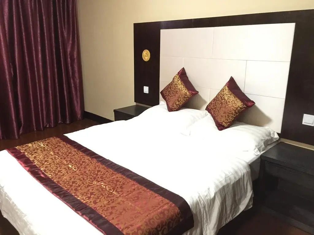 Dongji Lanse Haiwan Hotel — фото 1