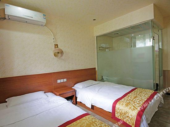 Чэнду: 99 Chain Hotel Chengdu Jinfu Road