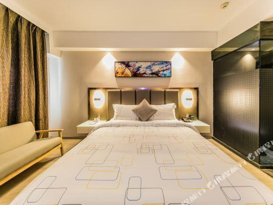 Фучжоу: Jinyue Express Hotel (Fuzhou Paiwei)