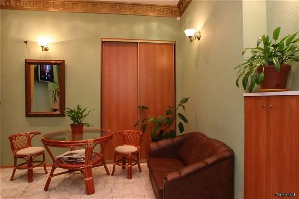 Санкт-Петербург: Acme in Rubinsteina Street