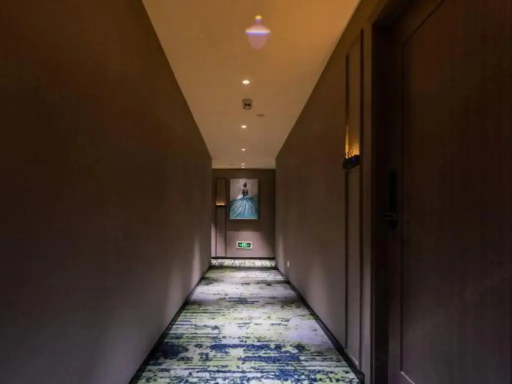 Шанхай: Mila Hotel