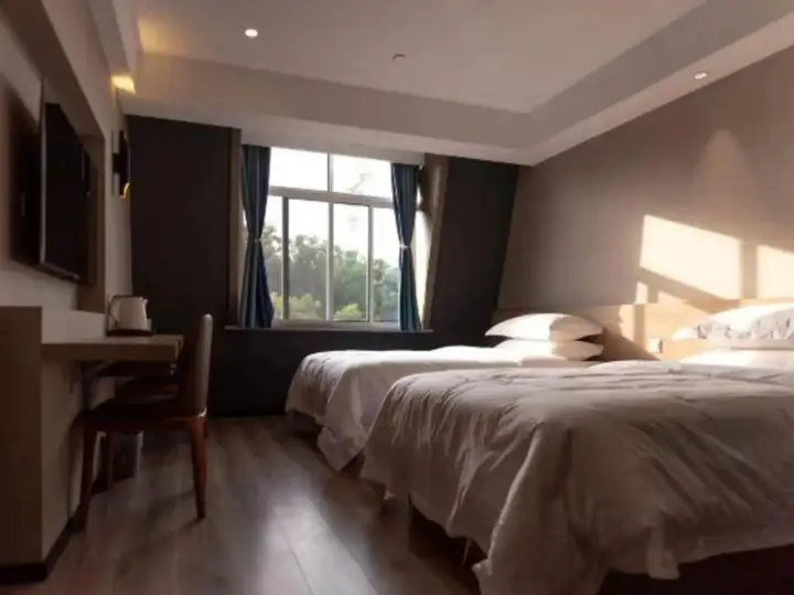 Шанхай: Mila Hotel