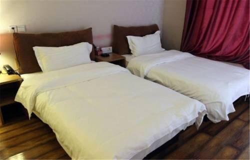 Тайюань: Taiyuan Cloth Tiger Inn