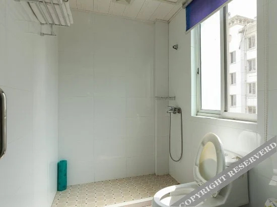 Уси: Hongqi Hostel