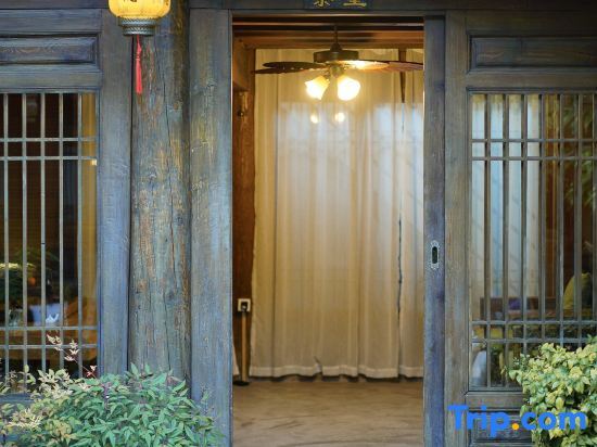 Лицзян: Anyin Private Courtyard (Lijiang Sunshine Courtyard)