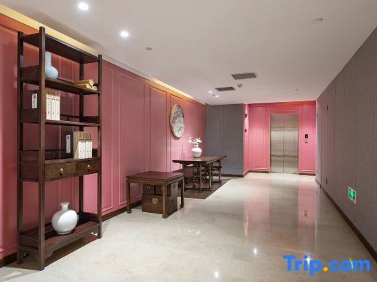 Кайфын: Qingming Shanghe Garden Inn