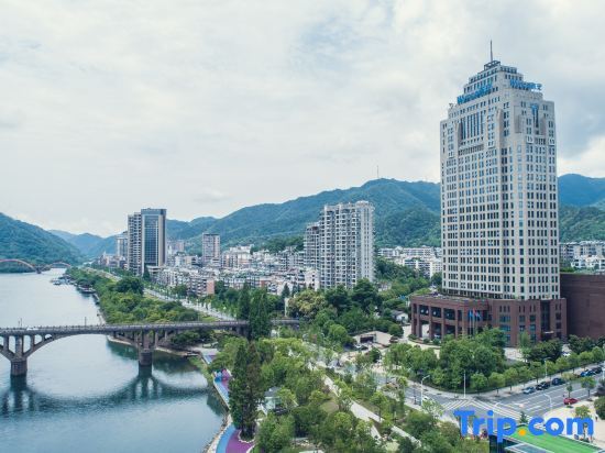 Ханчжоу: Jiande Xin'anju Kaiyuan Mingting Hotel