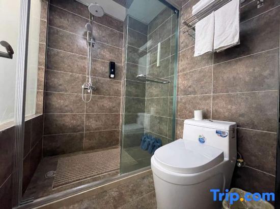 Цзюцюань: Hongxin Business Hotel