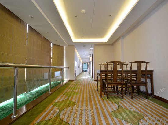 Jinguyuan Green Tourism Hotel — фото 1