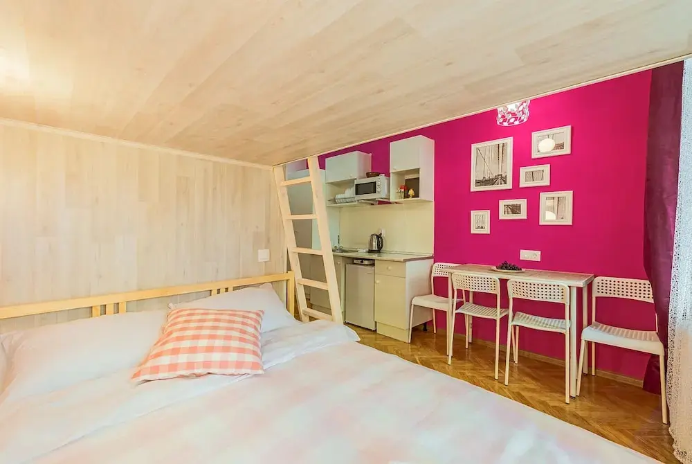 Санкт-Петербург: Apart-Hotel NEKRASOVA 1