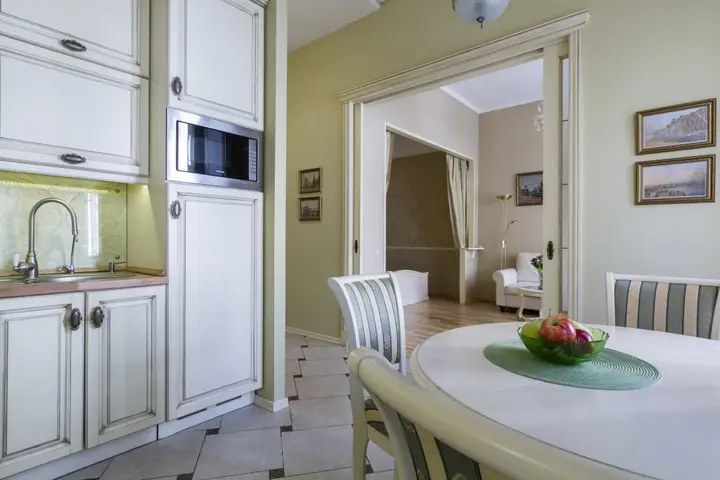Санкт-Петербург: Апартаменты Life Inn near Hermitage