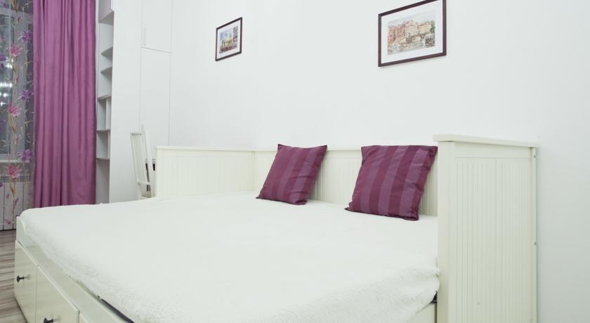 Санкт-Петербург: Na Konushennoy Apartment