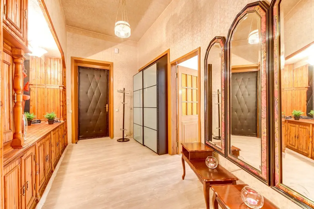 Санкт-Петербург: Na Mayakovskogo 7/27 Apartments