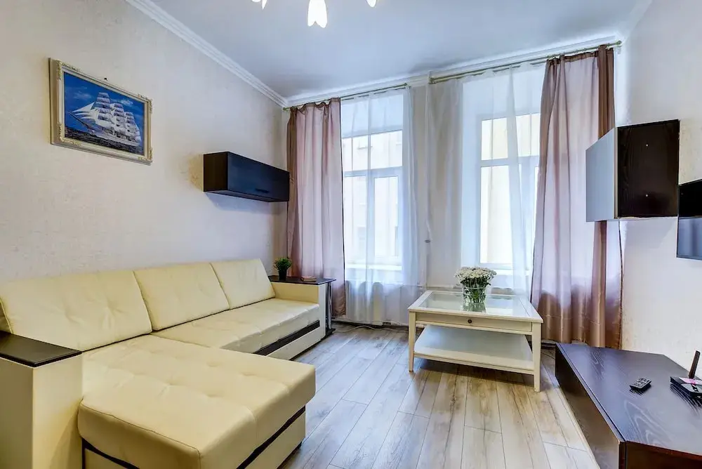 Санкт-Петербург: Welcome Home Apartments Liteyniy 35