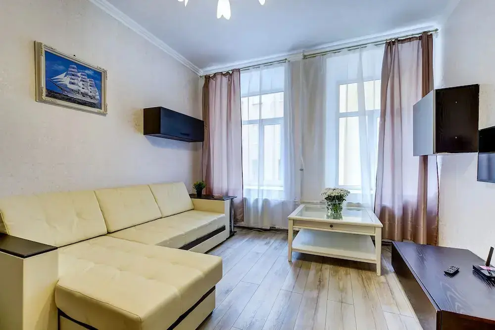 Санкт-Петербург: Welcome Home Apartments Liteyniy 35