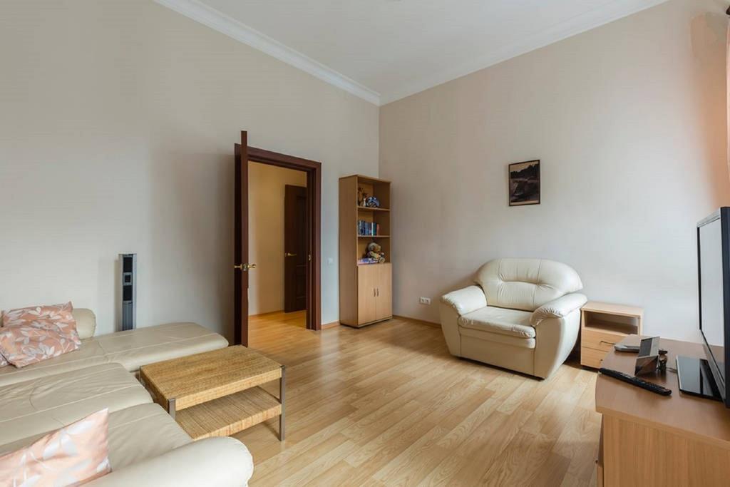 Санкт-Петербург: Apartment Fontanki 77