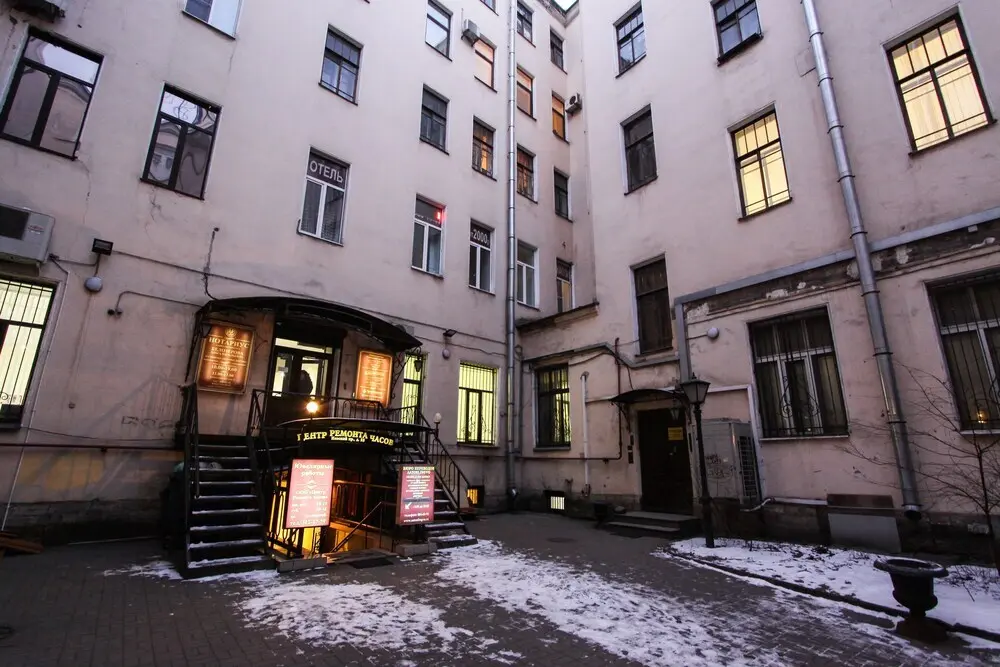 Санкт-Петербург: Apartments on Nevsky 23