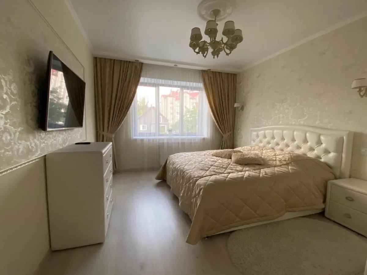Калининград: Apartment on Lva Tolstogo 16