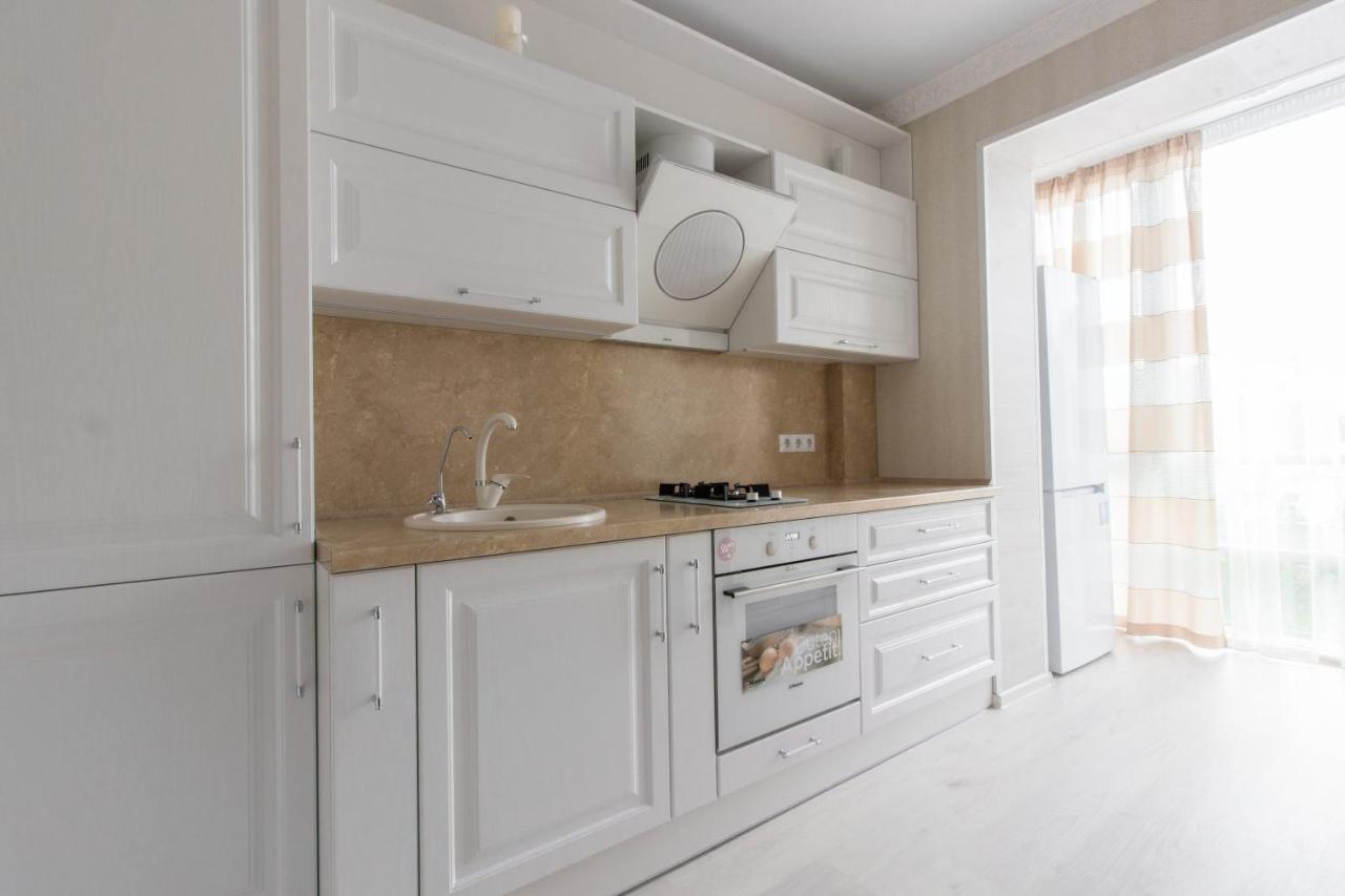 Калининград: Apartment on Lva Tolstogo 16