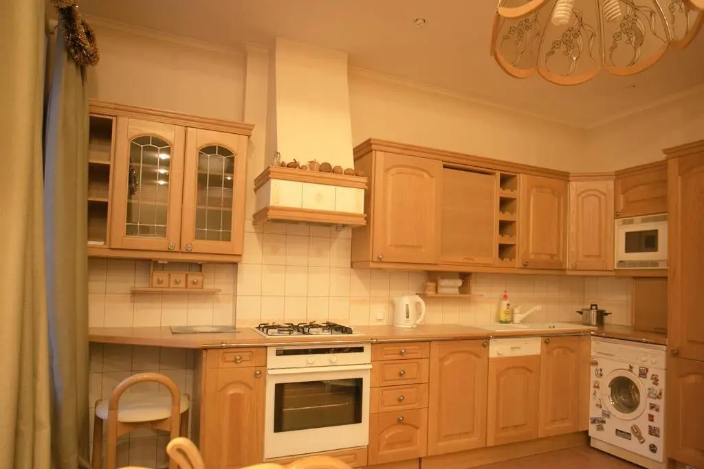 Санкт-Петербург: Apartments Belinskogo 3