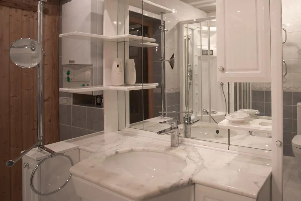 Санкт-Петербург: Apartments Belinskogo 3