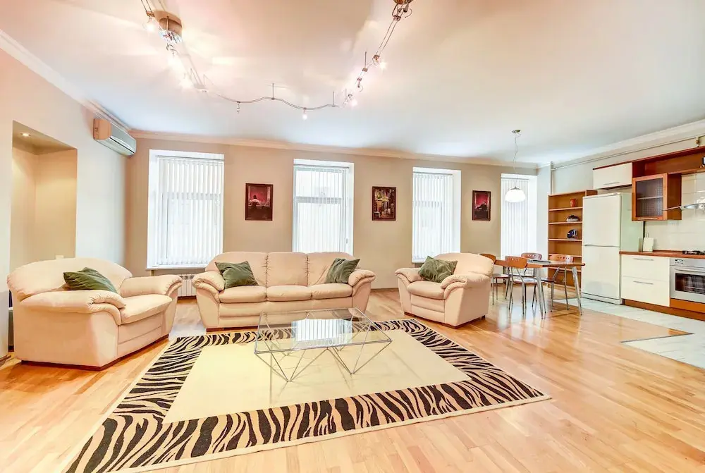Санкт-Петербург: Elite Realty Moika